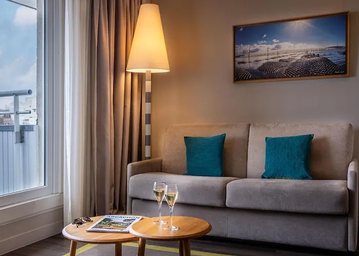 Le B D'arcachon By Inwood فندق 4*