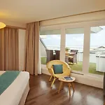 Отель Le B D'arcachon By Inwood